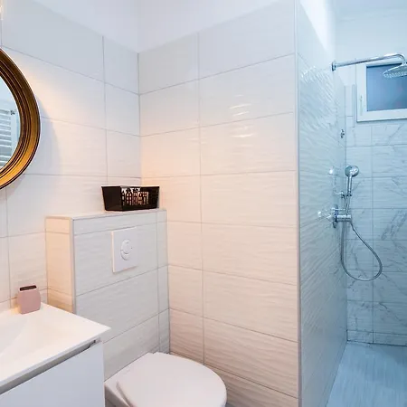 Comfortable & Lovely Apartment Belgrad Exterior foto